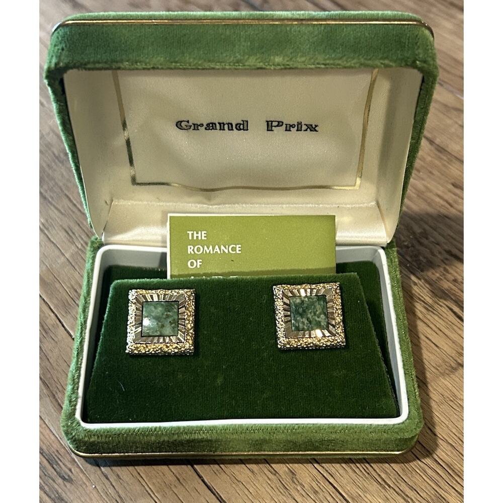 Vintage Grand Prix Swank Jade Cufflinks Gold Tone w Box & Romance of Jade